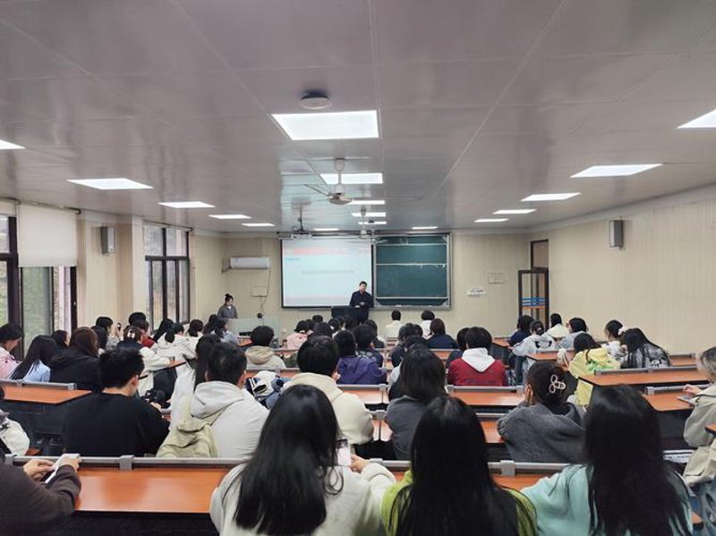 泸州创业孵化器：产业创新的摇篮
